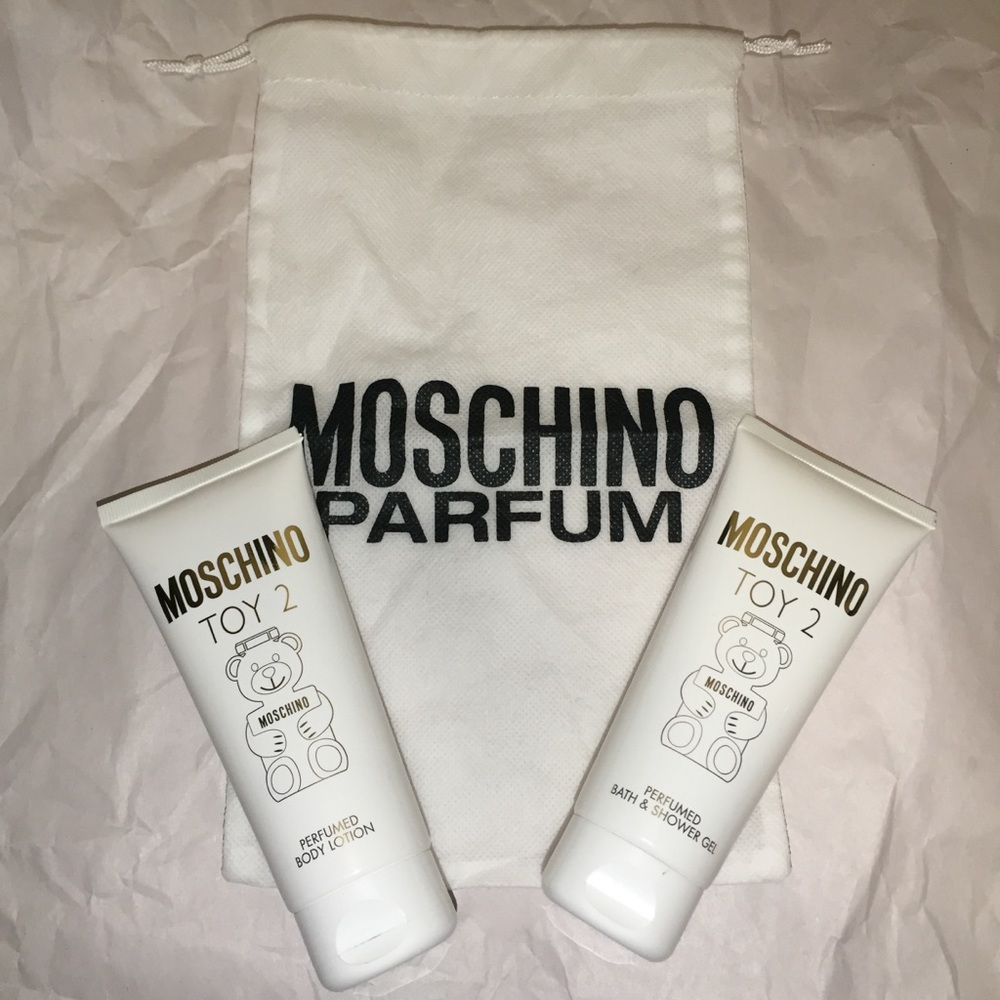 Moschino toy 2